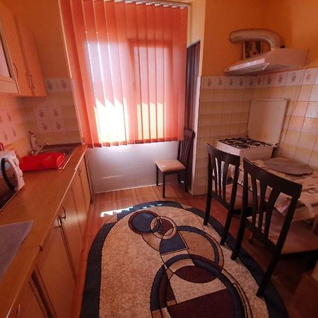 Apartament Denis Apartamento Orşova Exterior foto
