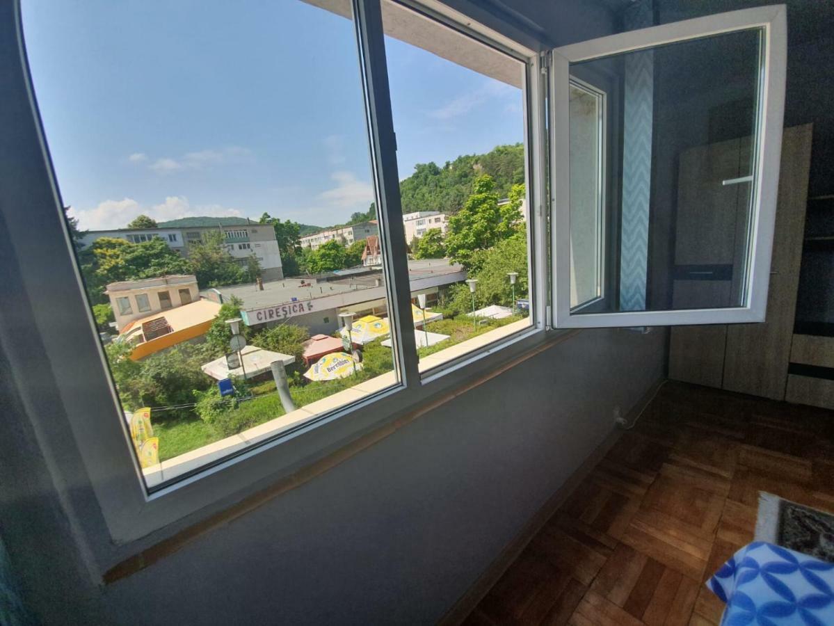 Apartament Denis Apartamento Orşova Exterior foto